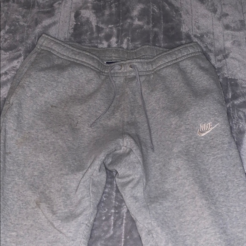 Gray Nike jogger sweats